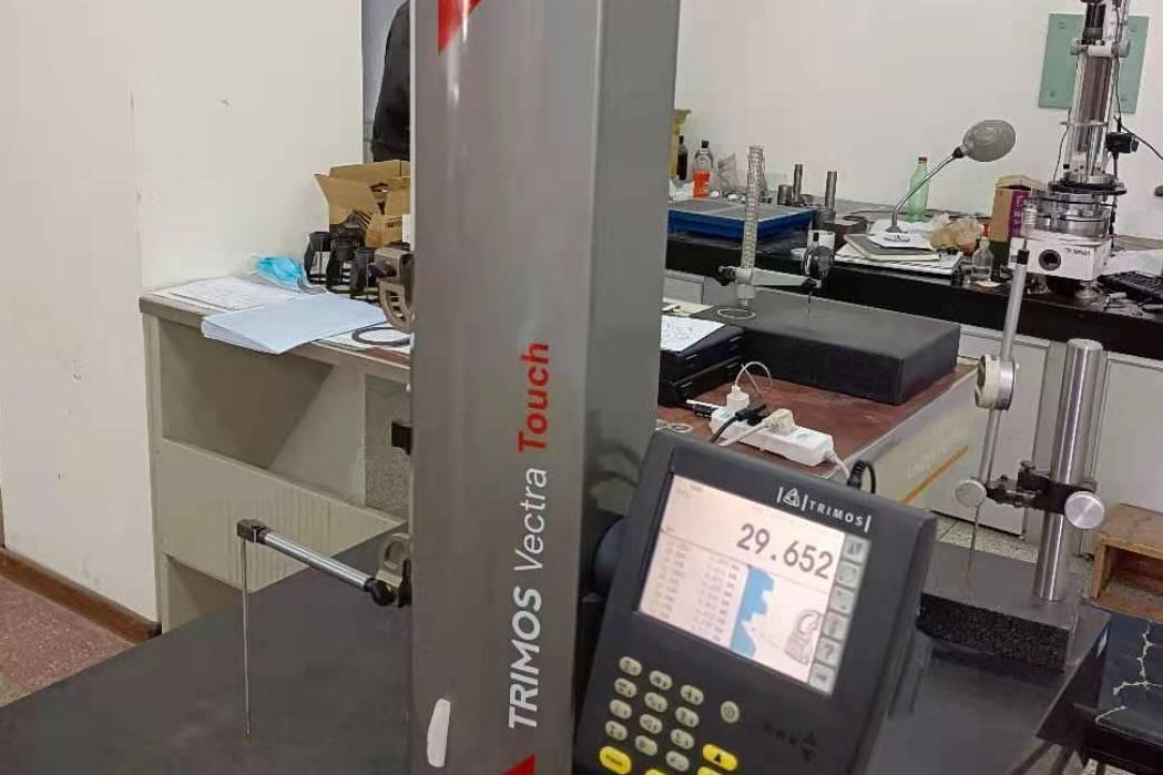 高精度数显测量仪